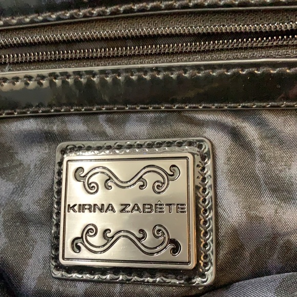 KIRNA ZABÊTE NWT Lips Envelope Clutch Wristlet - Picture 9 of 10